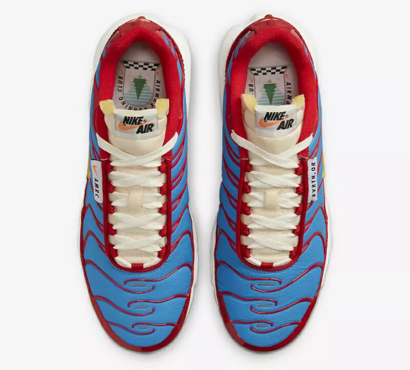 nike air max plus tn se running club university blue3